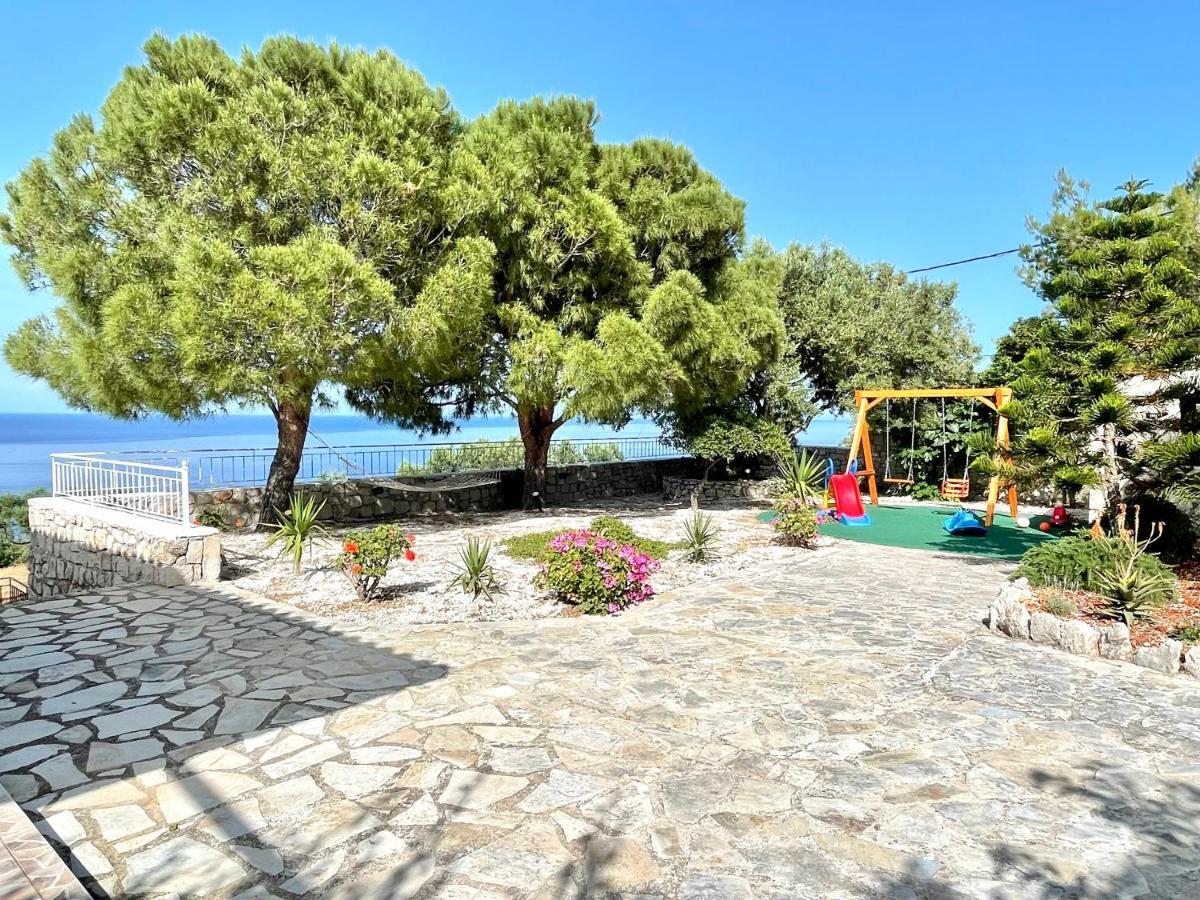Villa Meganisi Айос-Ніколаос Екстер'єр фото